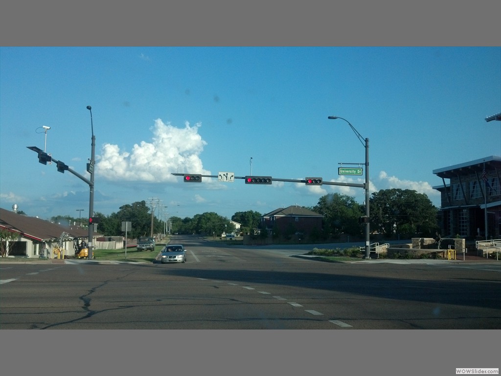 Texas stop lights are sideways